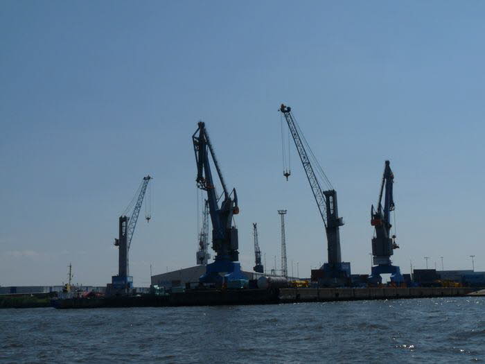 P1400810